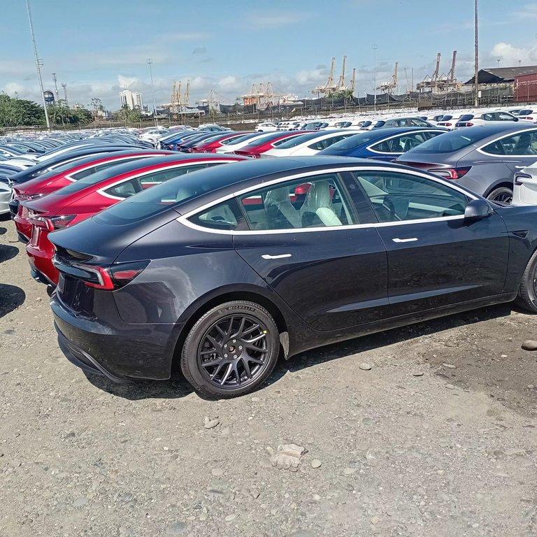 Llegada del primer lote de los Tesla venta oficial a Colombia. - Cover Image